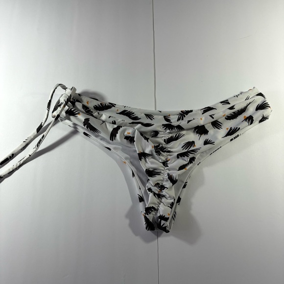Morena Swim Bottoms White Black Bird Wing Brazilian Thong Scrunched Back L Bikin - Picture 6 of 10